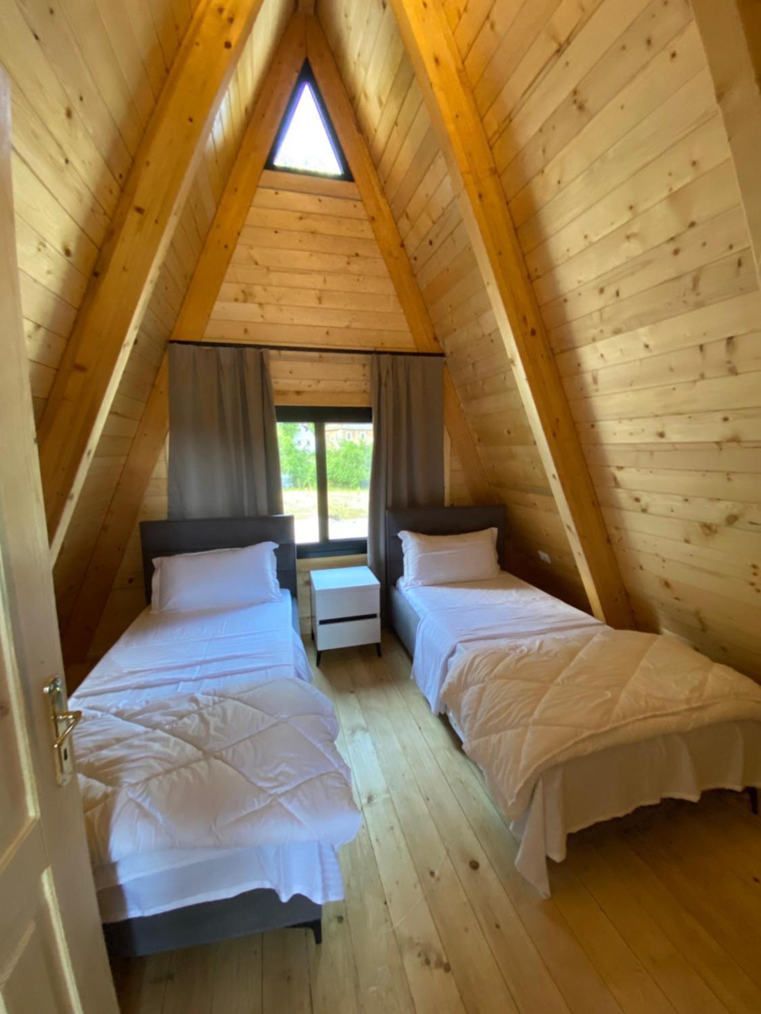 Monark Villas Shkodër Eksteriør billede